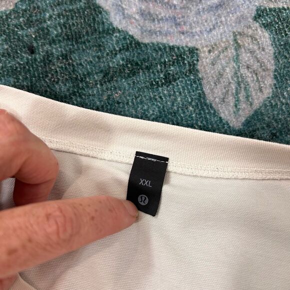 Lululemon T-Shirt Mens 2XL cream Short Sleeve Crew Neck shirt Athletic Gym xxl - Picture 2 of 13